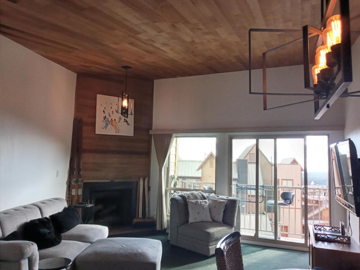 Village Center 2 Bedroom Condo Big White Εξωτερικό φωτογραφία